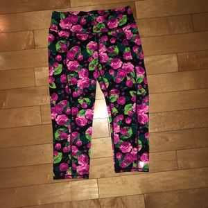 Betsey Johnson Performance Capris